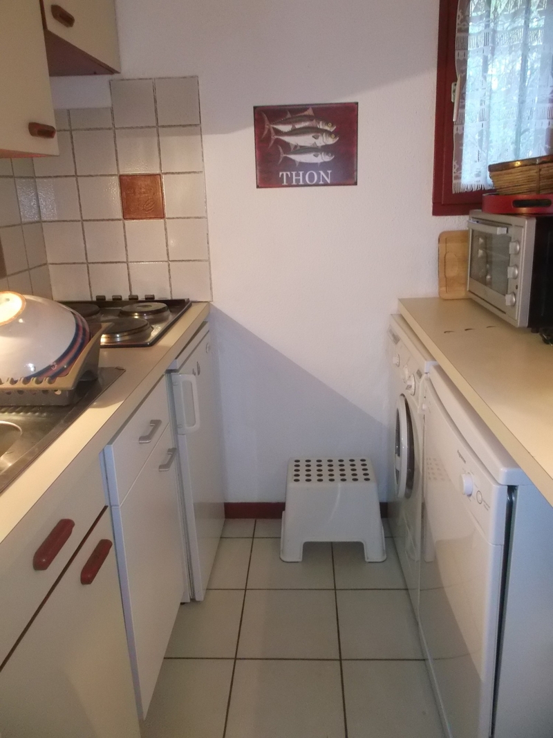 Agréable pavillon à louer dans une résidence de standing sécurisée dans la pinède à Lacanau